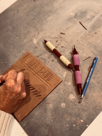 3 plantenpotten met de sgraffito techniek - 3 lessen.
